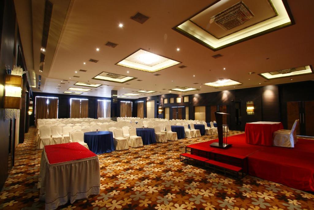Grand Estancia סאלם מראה חיצוני תמונה