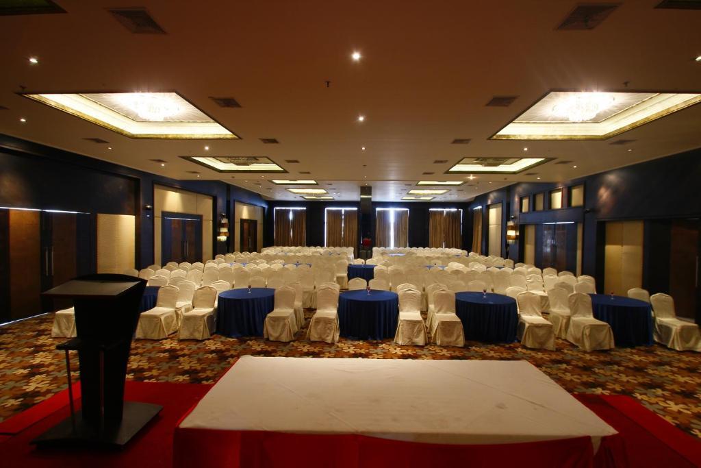 Grand Estancia סאלם מראה חיצוני תמונה